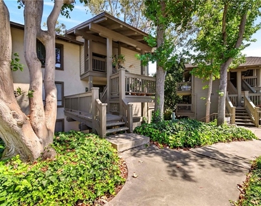 9 Madrona - Photo Thumbnail 30