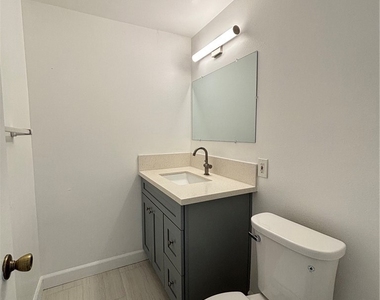 4646 Larwin Avenue - Photo Thumbnail 14