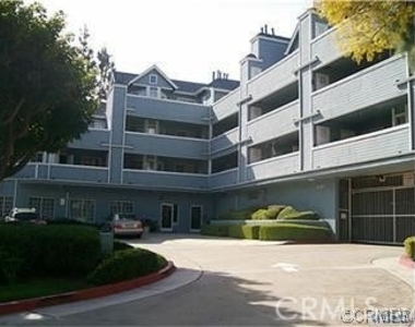 1501 Brea Boulevard - Photo Thumbnail 3