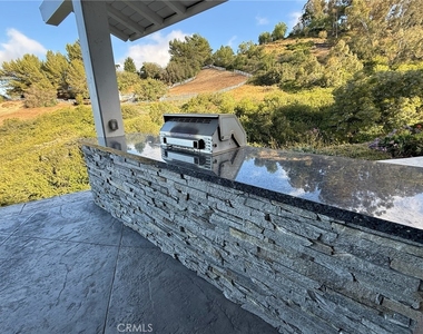 7 Southfield Drive - Photo Thumbnail 9