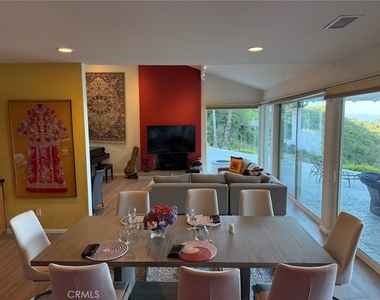 7 Southfield Drive - Photo Thumbnail 14