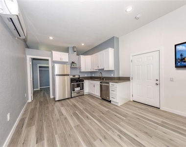 6854 N Figueroa Street - Photo Thumbnail 3