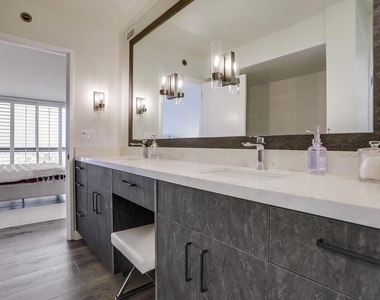 222 Monterey Road - Photo Thumbnail 42