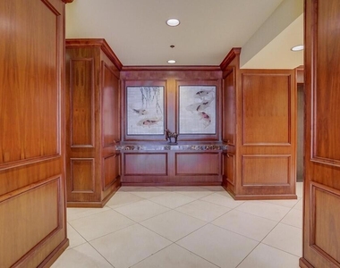 222 Monterey Road - Photo Thumbnail 10