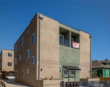1822 S Orchard Avenue - Photo Thumbnail 14