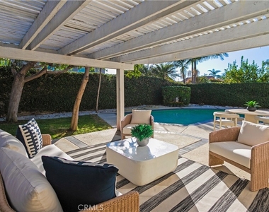 9882 Kings Canyon - Photo Thumbnail 32