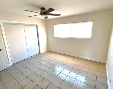 4109 W 5th - Photo Thumbnail 4