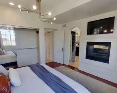 445 Begonia Avenue - Photo Thumbnail 9