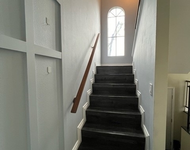 8338 Woodley Place - Photo Thumbnail 5
