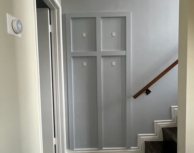 8338 Woodley Place - Photo Thumbnail 6