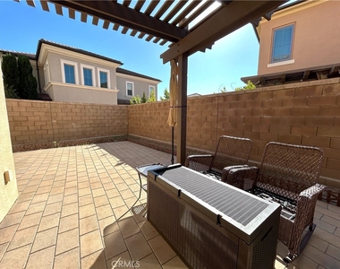 86 Meander - Photo Thumbnail 29