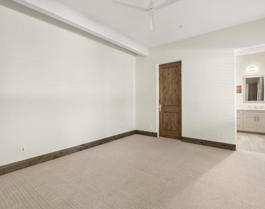 5330 San Elijo - Photo Thumbnail 12