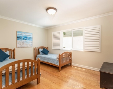 32161 E Nine Drive - Photo Thumbnail 25