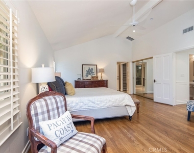 32161 E Nine Drive - Photo Thumbnail 16
