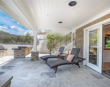 32161 E Nine Drive - Photo Thumbnail 28