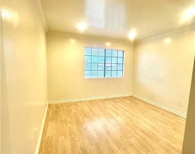 9356 19th Street - Photo Thumbnail 13