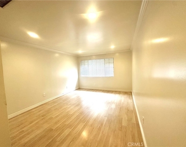 9356 19th Street - Photo Thumbnail 12