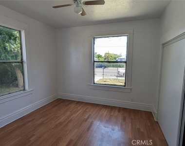 780 E 9th Street - Photo Thumbnail 7