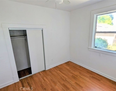780 E 9th Street - Photo Thumbnail 6
