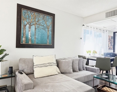 64281 Spyglass - Photo Thumbnail 2