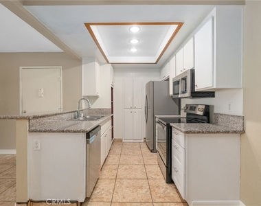 3535 Banbury - Photo Thumbnail 7