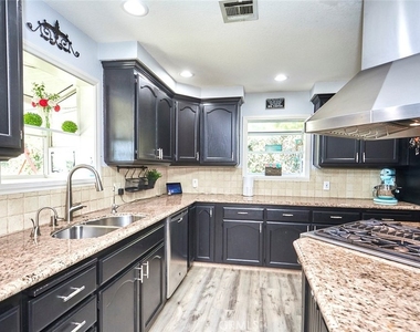 3931 Atlantic - Photo Thumbnail 9