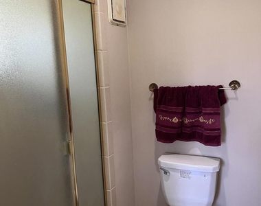 212 Mountaire Cir - Photo Thumbnail 5
