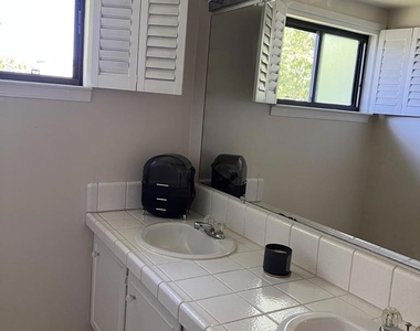 212 Mountaire Cir - Photo Thumbnail 8
