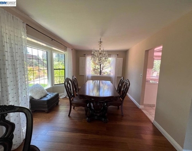 212 Mountaire Cir - Photo Thumbnail 30