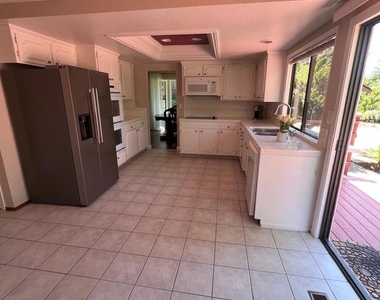 212 Mountaire Cir - Photo Thumbnail 38