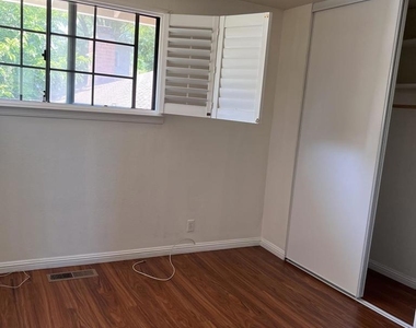 212 Mountaire Cir - Photo Thumbnail 9
