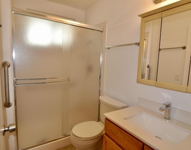 9127 Tangerine St - Photo Thumbnail 8