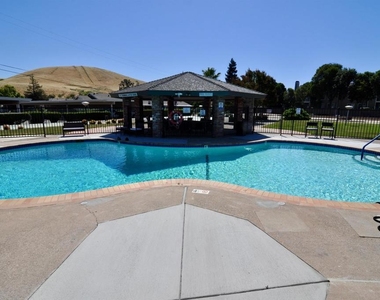 9127 Tangerine St - Photo Thumbnail 19