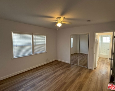 2601 Obama Boulevard - Photo Thumbnail 12