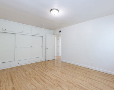 1561 Hazelwood Avenue - Photo Thumbnail 6