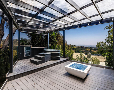 1438 Davies Drive - Photo Thumbnail 9