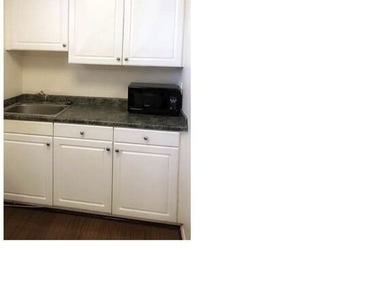 1481 S Shenandoah Street - Photo Thumbnail 4