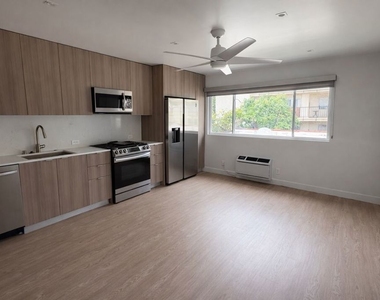 1433 Euclid Street - Photo Thumbnail 1