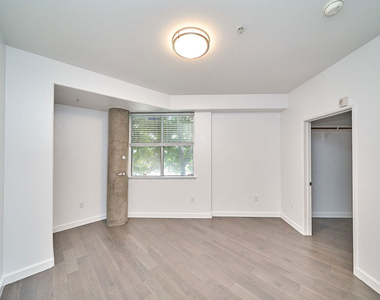 629 Traction Avenue - Photo Thumbnail 18
