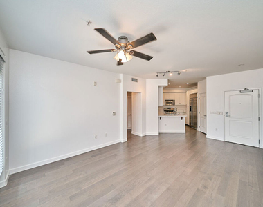 629 Traction Avenue - Photo Thumbnail 4