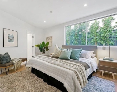 842 11th St - Photo Thumbnail 15