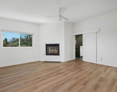 3023 Berkeley Avenue - Photo Thumbnail 31