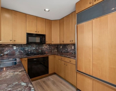 3023 Berkeley Avenue - Photo Thumbnail 15