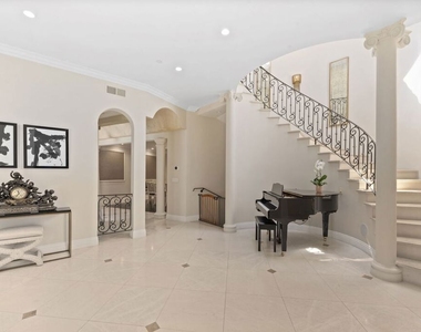 1465 N Robmar Drive - Photo Thumbnail 7