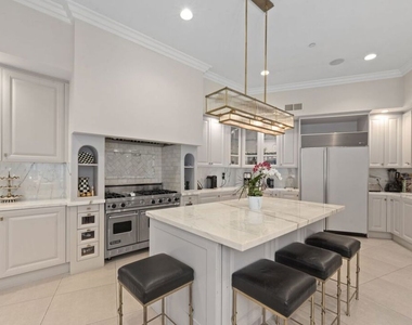 1465 N Robmar Drive - Photo Thumbnail 12