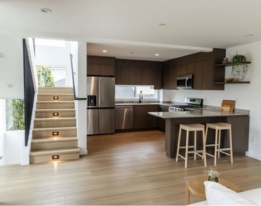 623 N Mariposa Avenue - Photo Thumbnail 28