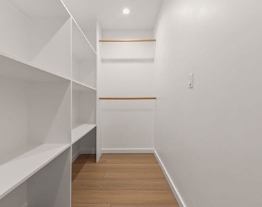 623 N Mariposa Avenue - Photo Thumbnail 16