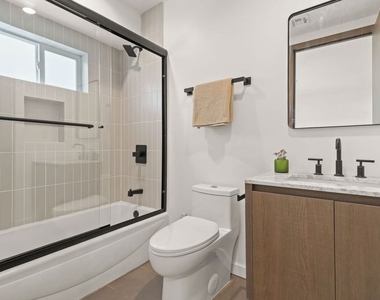 623 N Mariposa Avenue - Photo Thumbnail 15