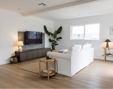 623 N Mariposa Avenue - Photo Thumbnail 27