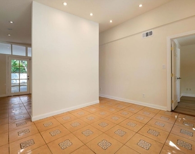 22750 Clarendon Street - Photo Thumbnail 16